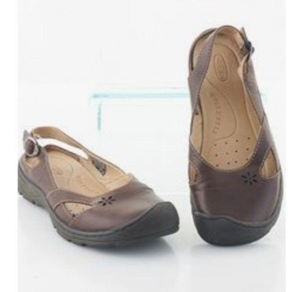 KEEN CUSH Brown Leather Buckle Slingback Sandal 7.5 Flat Comfort Cushion Slip on